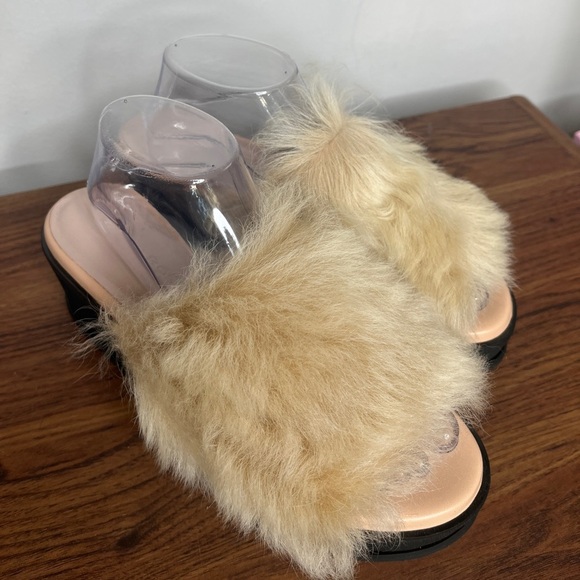 Taryn Rose Pearla Platform Slides Real Lamb Fur Made in Italy Sz 9 Designer NWOB - Picture 5 of 13